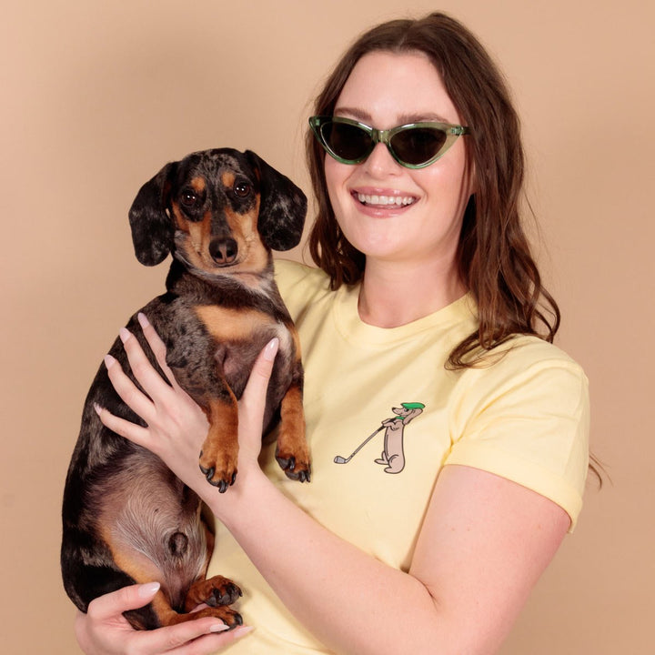 swingin’ wieners golf club unisex tee | banana - bean goods
