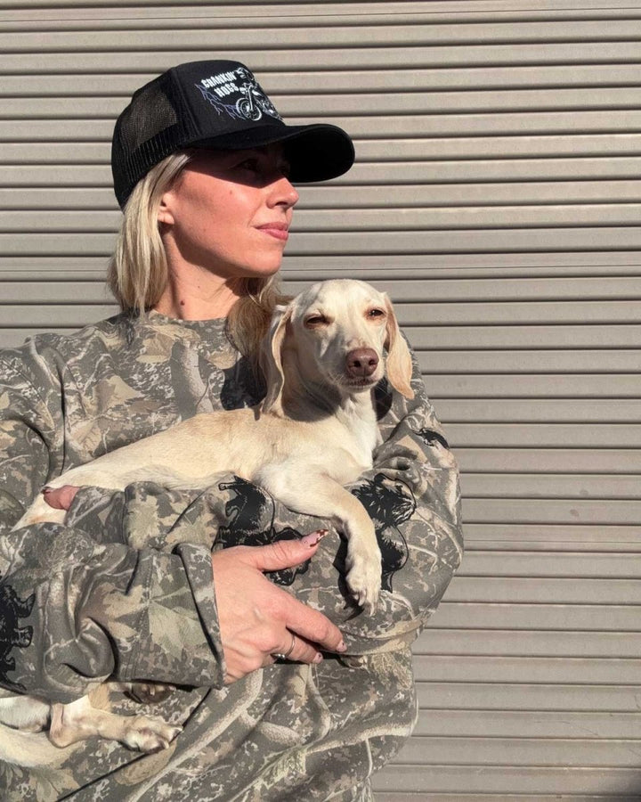 crankin’ hogs trucker hat - bean goods