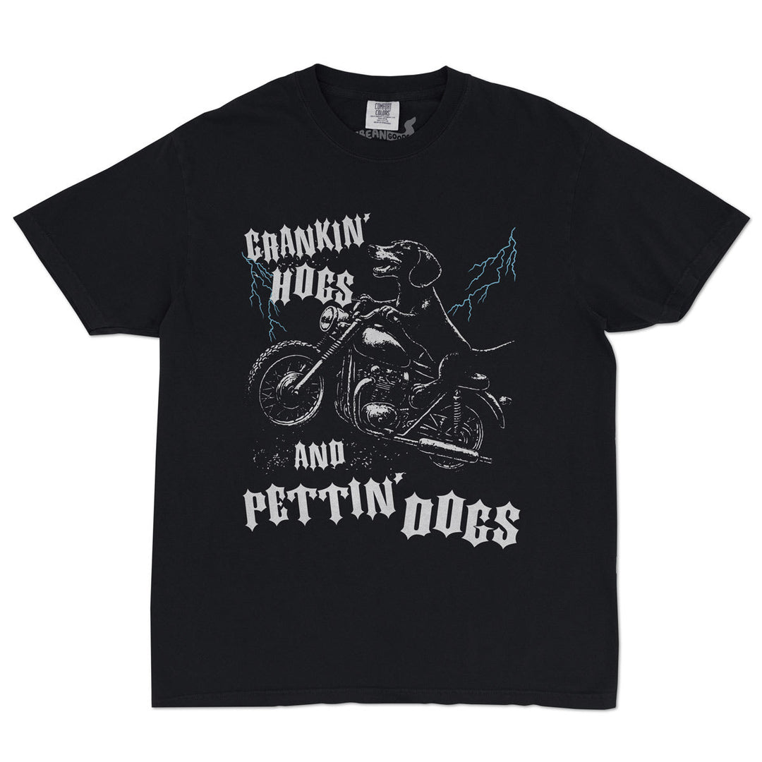 crankin’ hogs unisex tee - bean goods