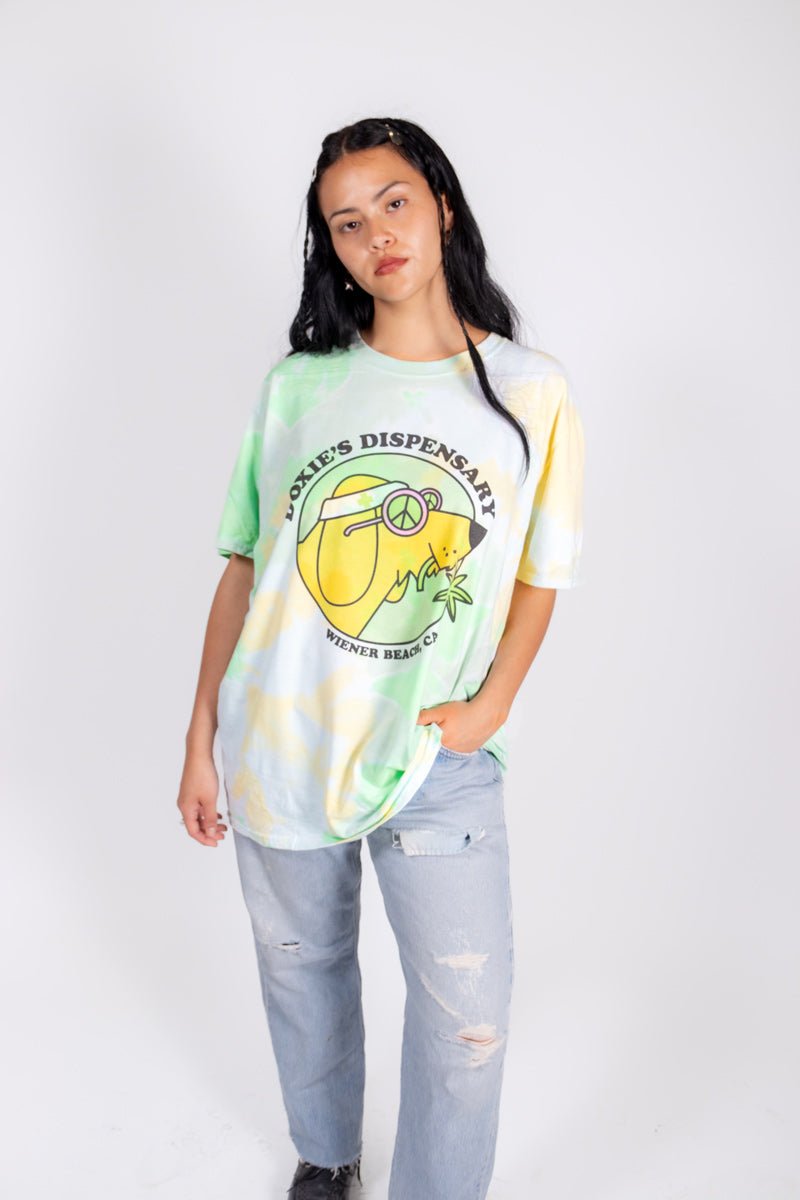 doxie’s dispensary unisex tie-dye tee - bean goods