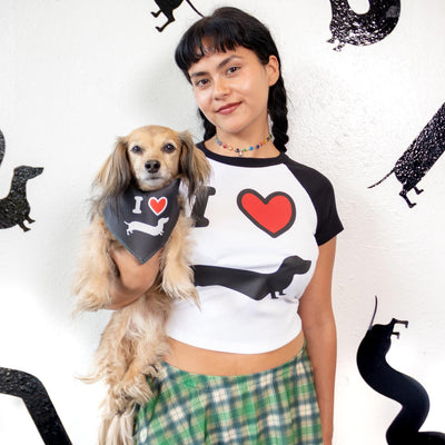 doxie love cropped baby tee - bean goods