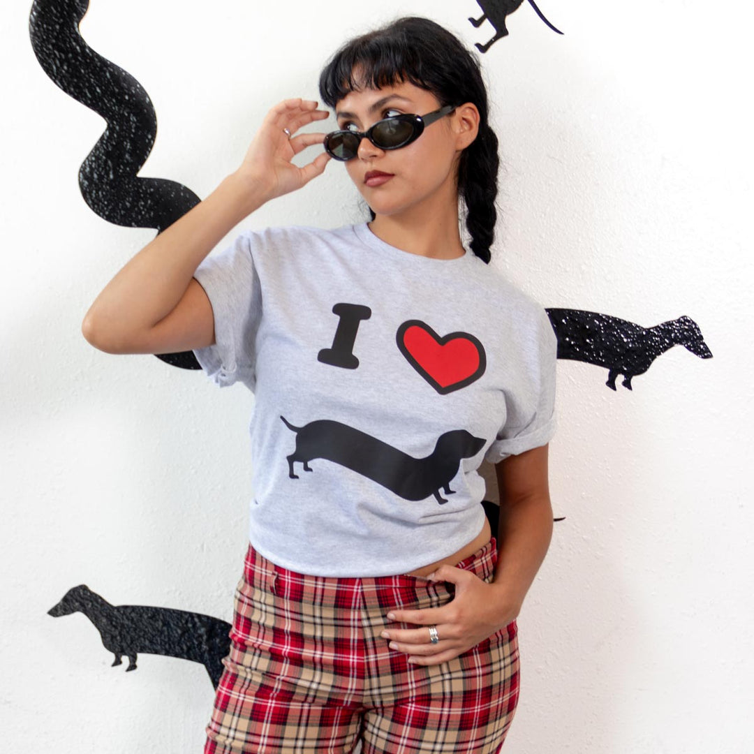 doxie love unisex tee | heather grey - bean goods