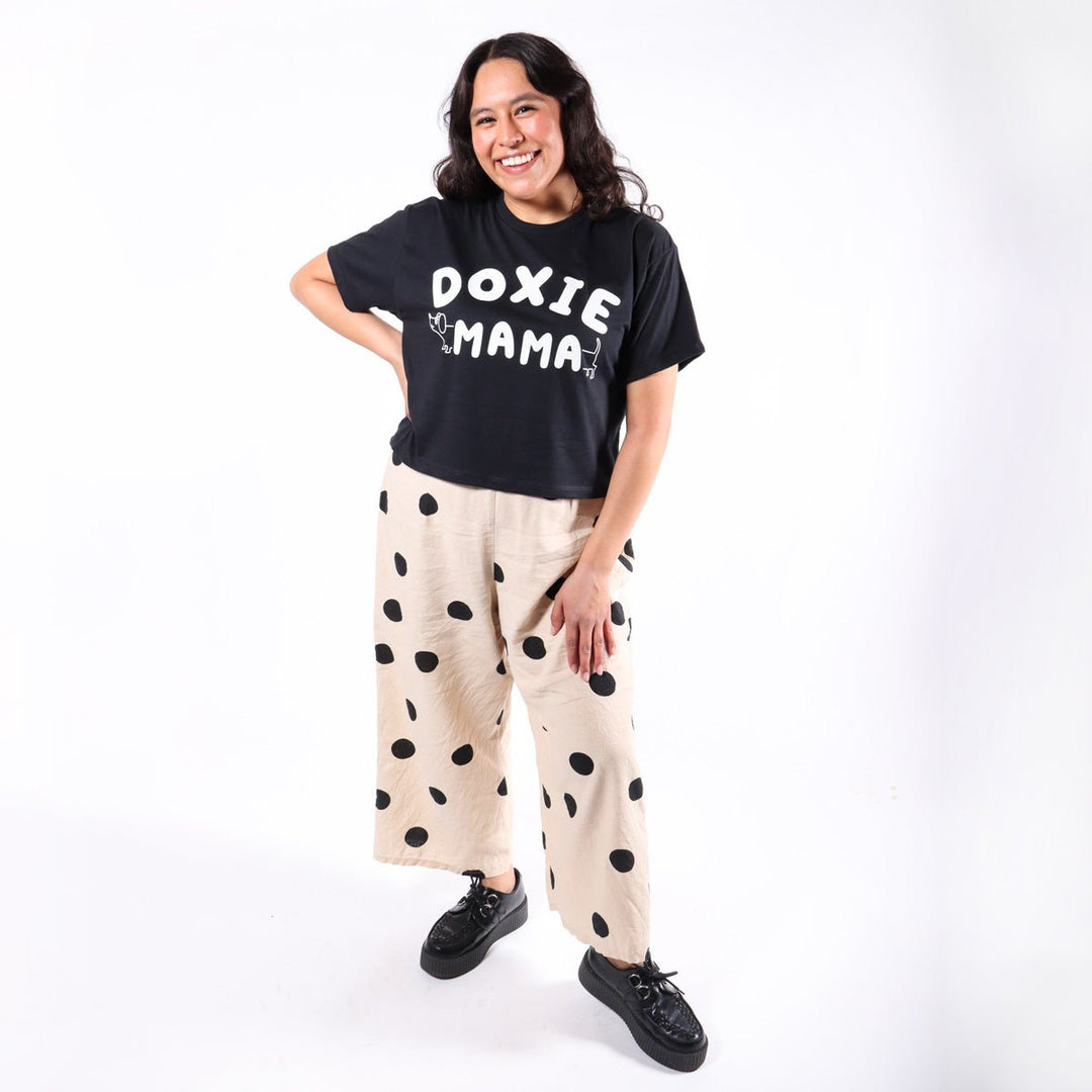 doxie mama cropped tee | black - bean goods