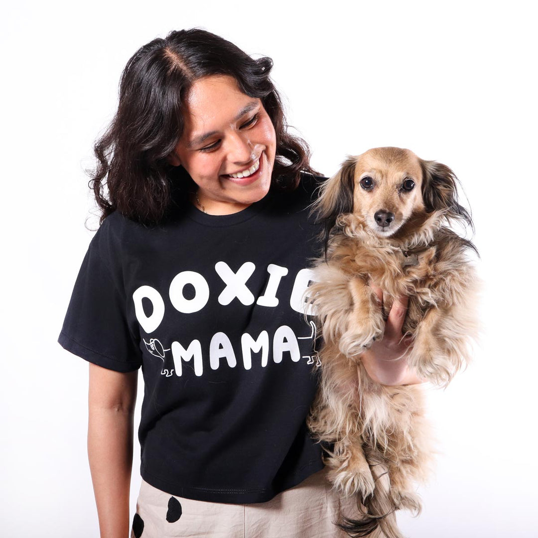 doxie mama cropped tee | black - bean goods