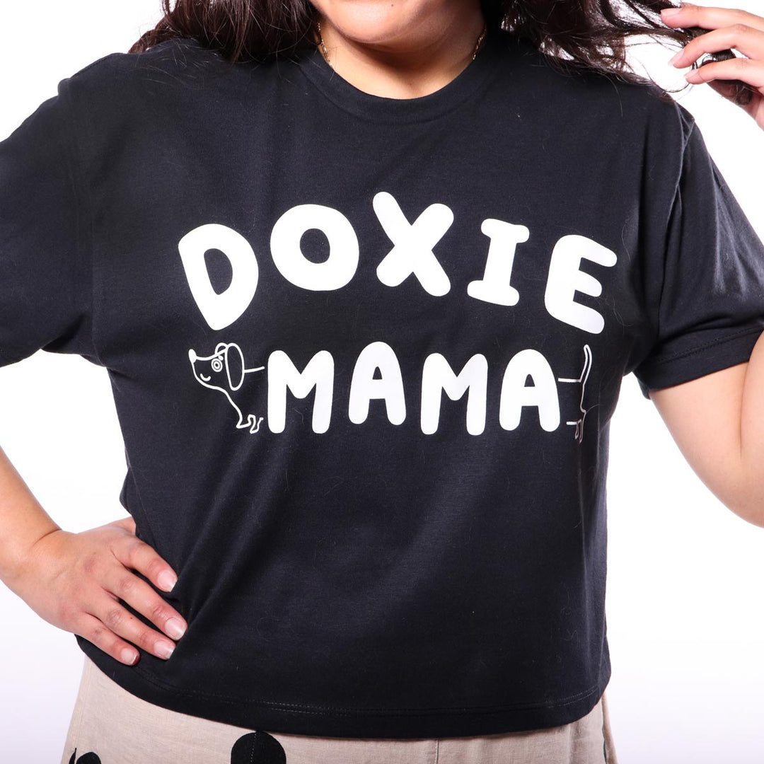 doxie mama cropped tee | black - bean goods