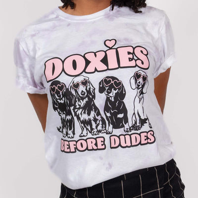 doxies before dudes unisex tee - bean goods