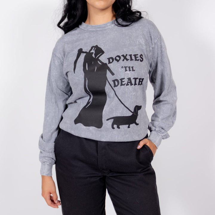 doxies 'til death unisex long sleeve tee | grey mineral wash - bean goods