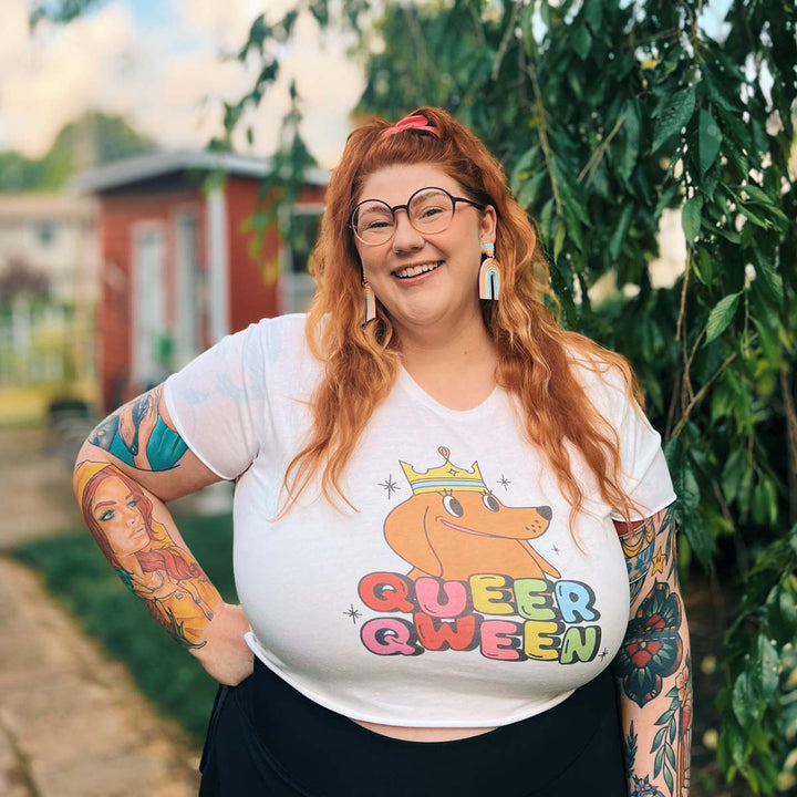 queer qween cropped tee - bean goods