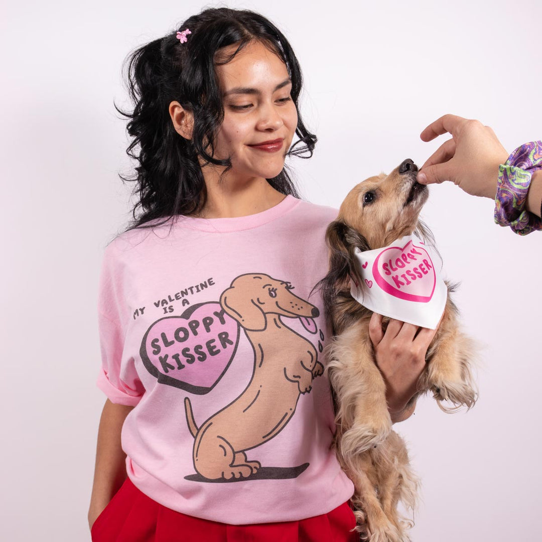 sloppy kisser unisex tee | pink - bean goods