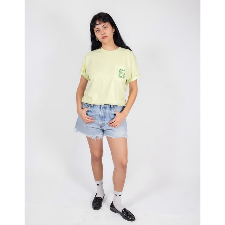 swingin’ wieners golf club unisex pocket tee | birdie green - bean goods