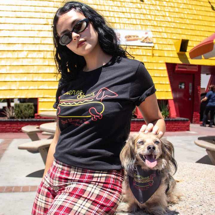 wiener shack unisex tee - bean goods